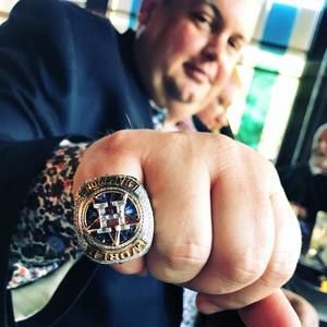 Meet your Posher, Larry